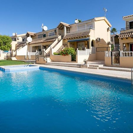 Heads 2 Holiday Homes Apartment Villamartín Exterior foto